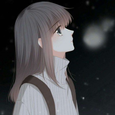 女子开车忘拉手刹把自己撞了